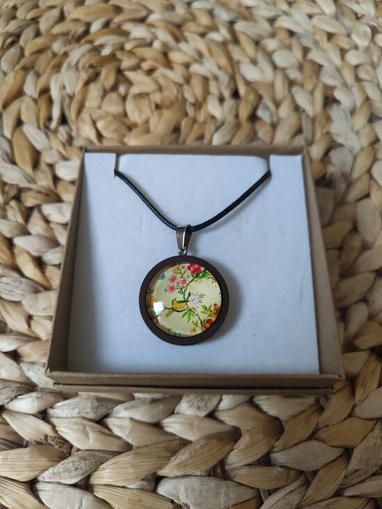 Collier en bois oiseaux 